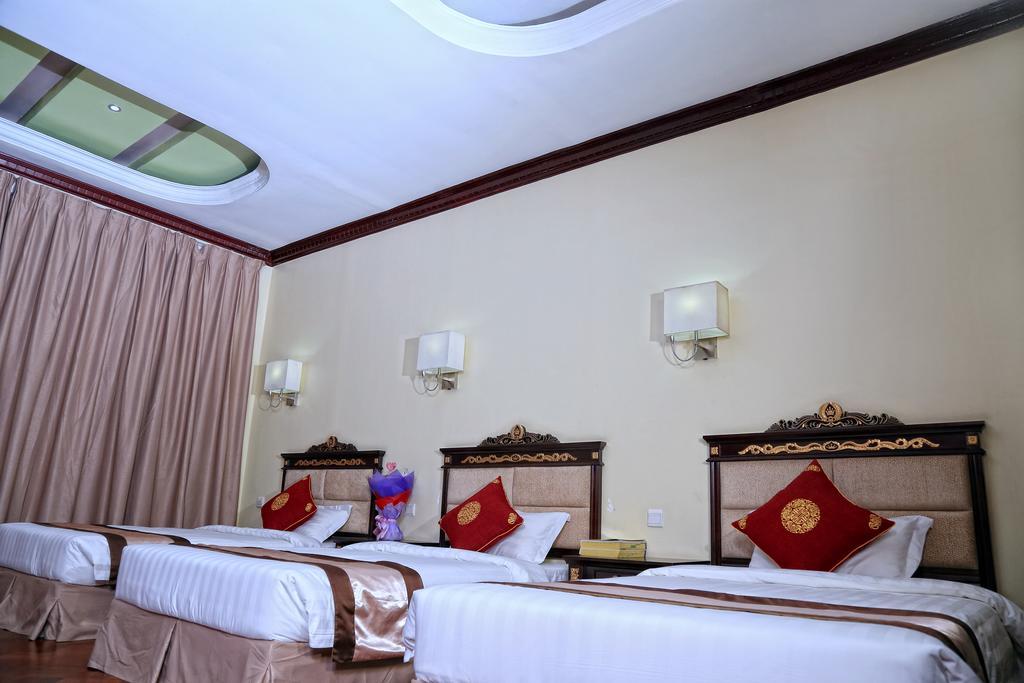 Sky Man Hotel Yangon Luaran gambar