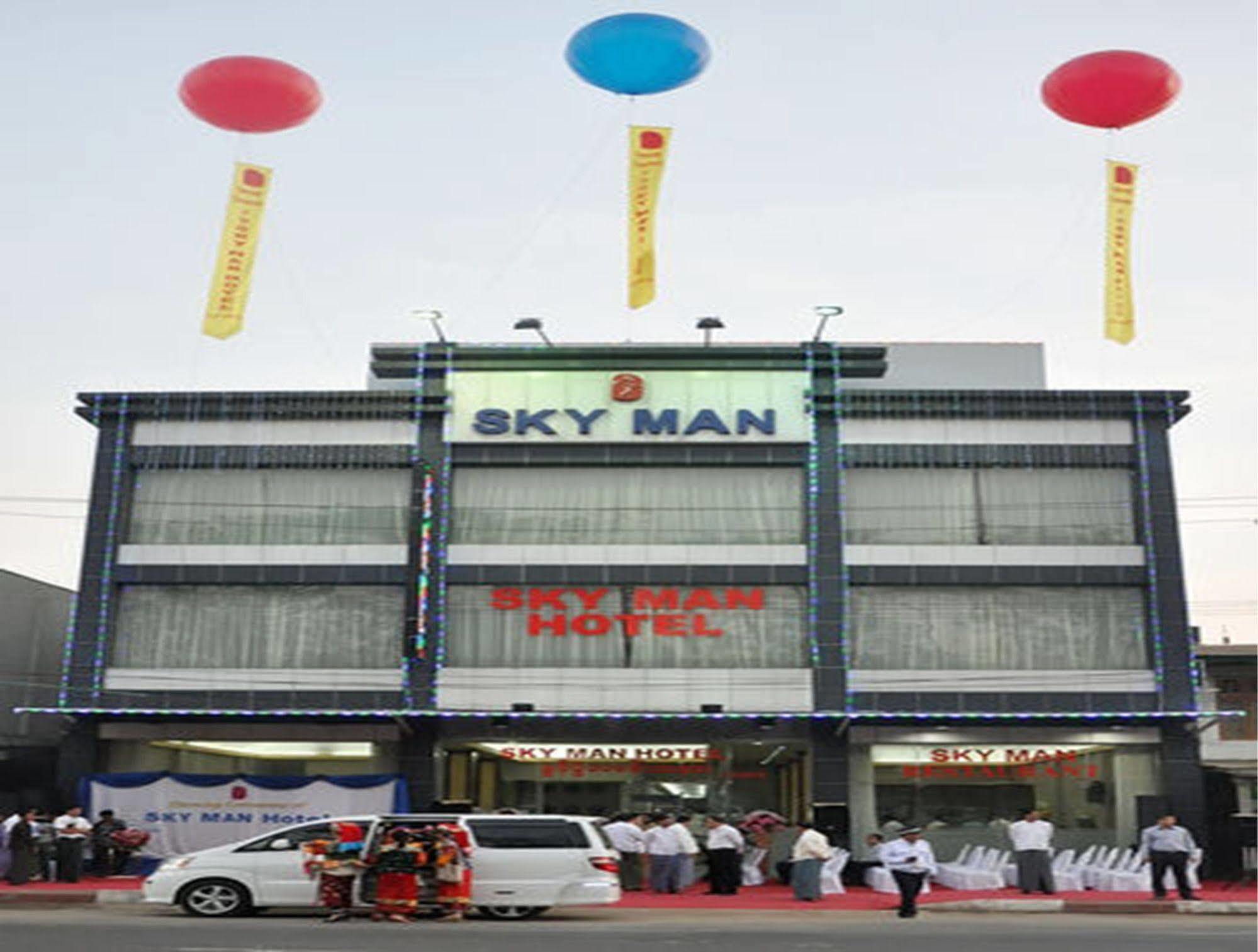 Sky Man Hotel Yangon Luaran gambar